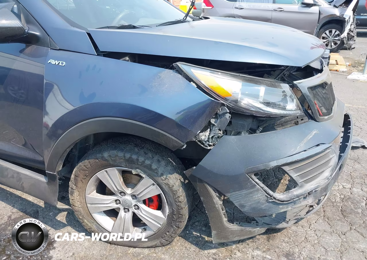 2013 Kia Sportage Lx VIN:KNDPBCA2XD7356043 - 6