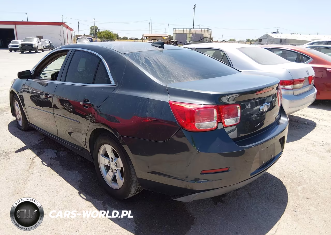 2015 Chevrolet Malibu Ls VIN:1G11B5SL0FF108717 - 3