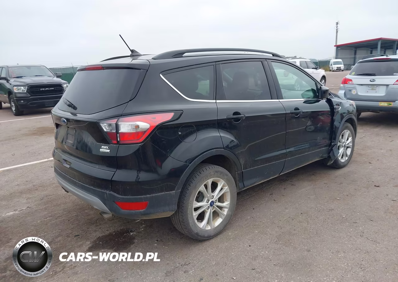 2018 Ford Escape Sel VIN:1FMCU0HD1JUA75661 - 4