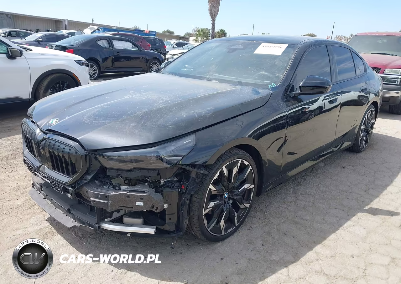 2024 BMW 530I VIN:WBA43FJ08RCR61917 - 2