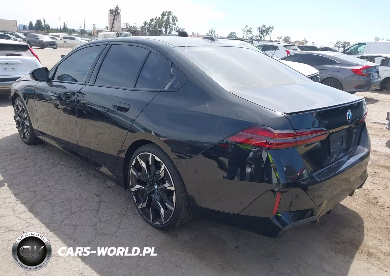 2024 BMW 530I VIN:WBA43FJ08RCR61917 - 3
