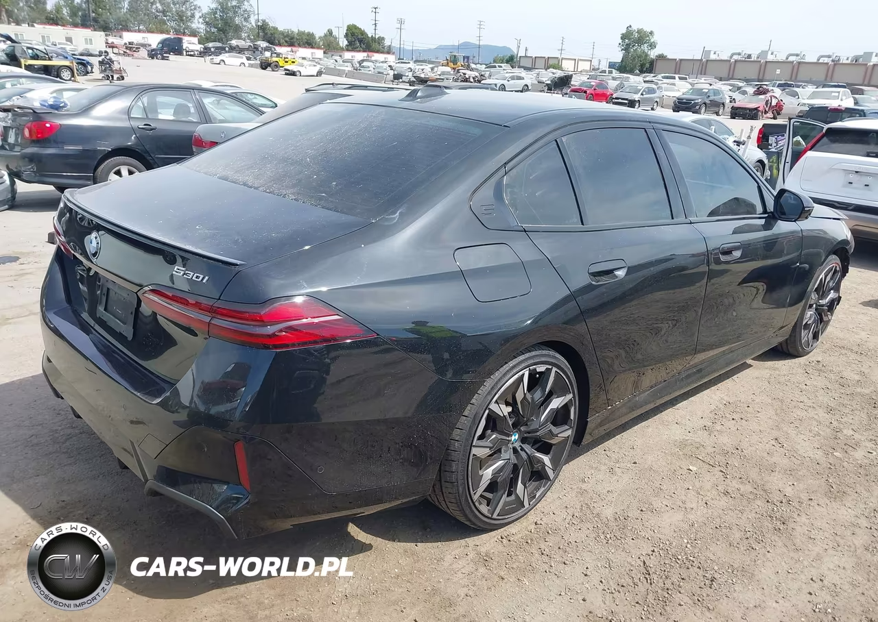 2024 BMW 530I VIN:WBA43FJ08RCR61917 - 4