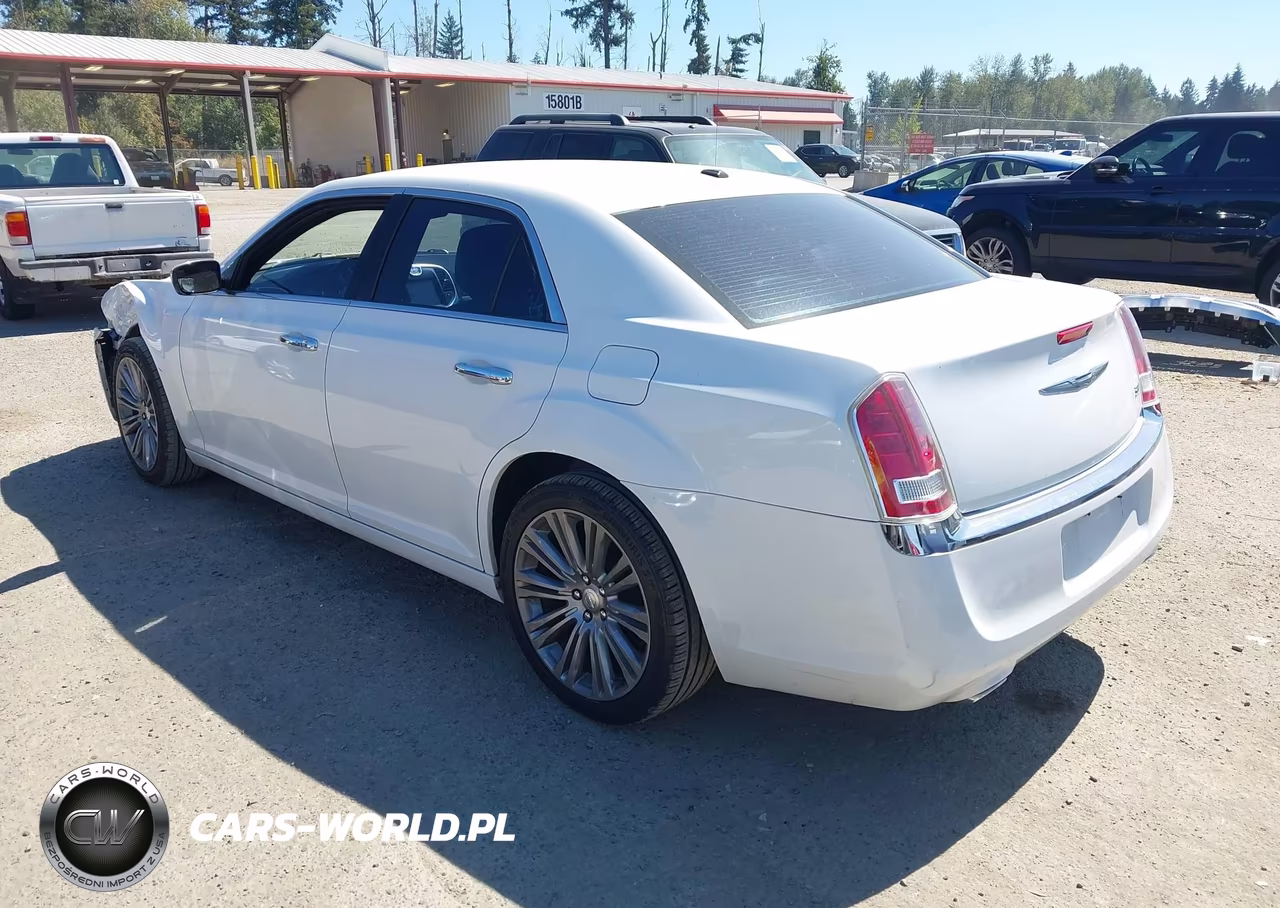2011 Chrysler 300 Limited VIN:2C3CA5CG8BH582660 - 3
