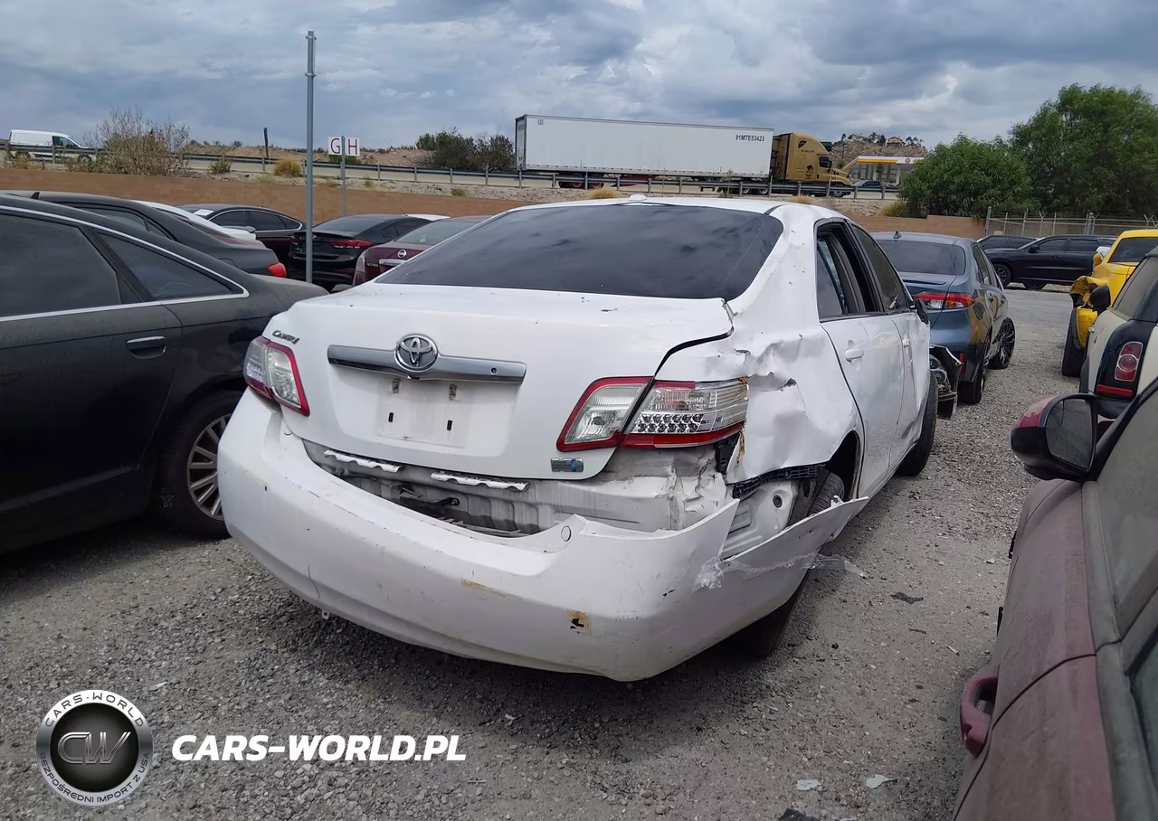 2010 Toyota Camry Hybrid VIN:4T1BB3EK7AU121628 - 4