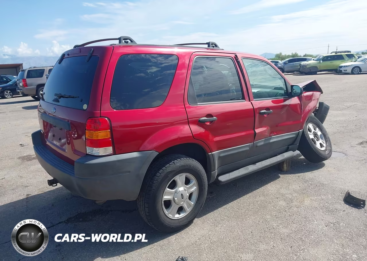 2004 Ford Escape Xlt VIN:1FMCU93134KA54960 - 4