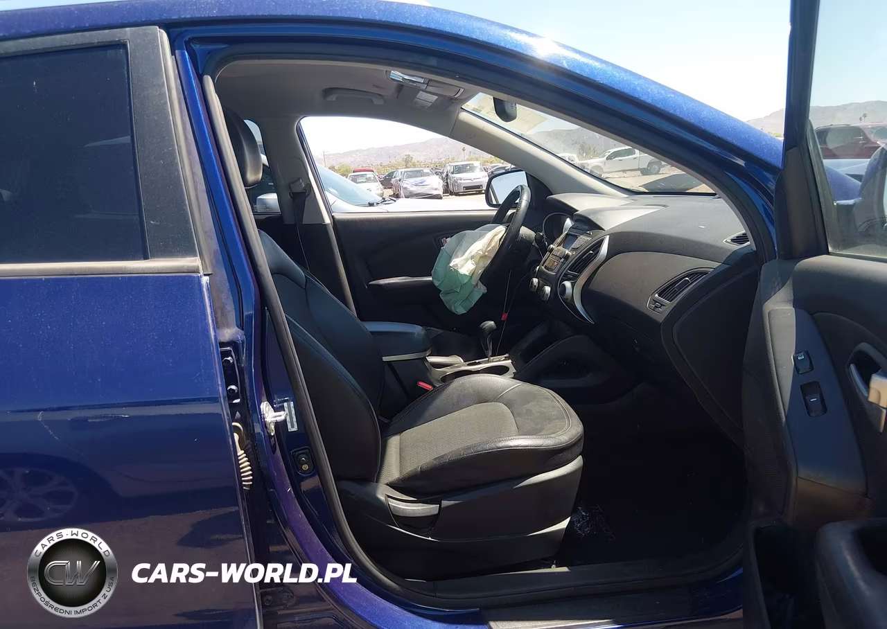 2011 Hyundai Tucson Gls VIN:KM8JU3AC0BU239106 - 5
