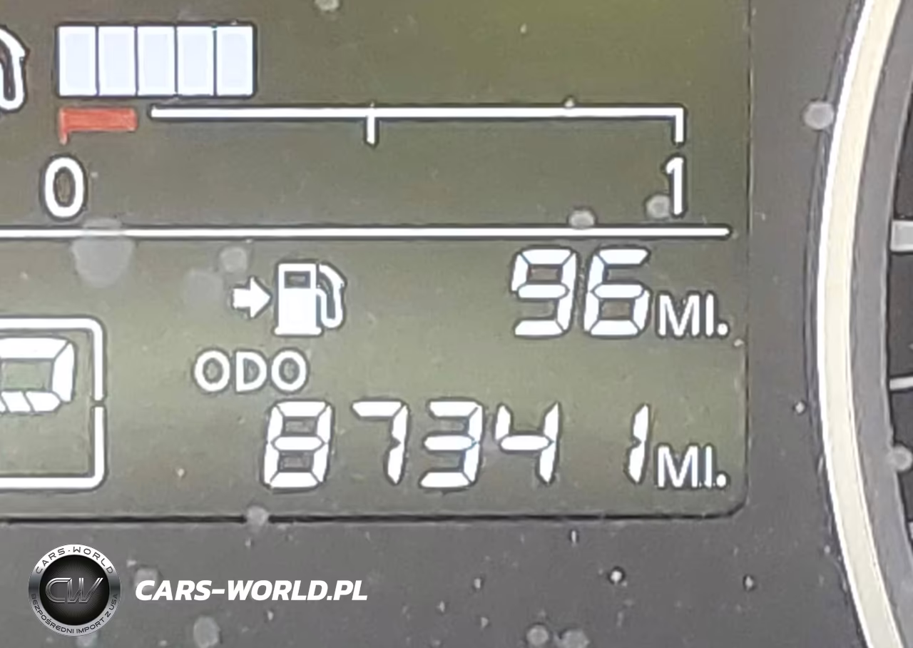2018 Nissan Kicks S VIN:3N1CP5CUXJL507970 - 15