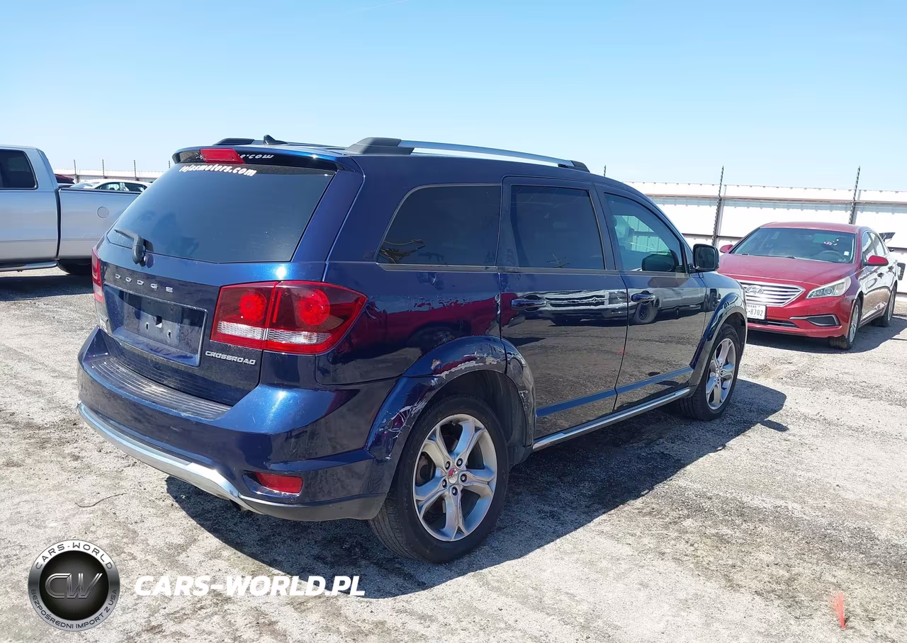2017 Dodge Journey Crossroad VIN:3C4PDCGB2HT501837 - 4