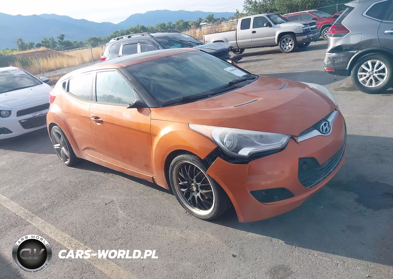 2012 Hyundai Veloster Base W-Black