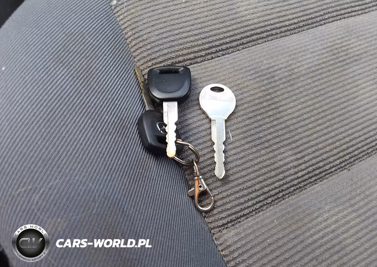 2004 Mazda Mazda6 I VIN:1YVFP80C845N46269 - 11