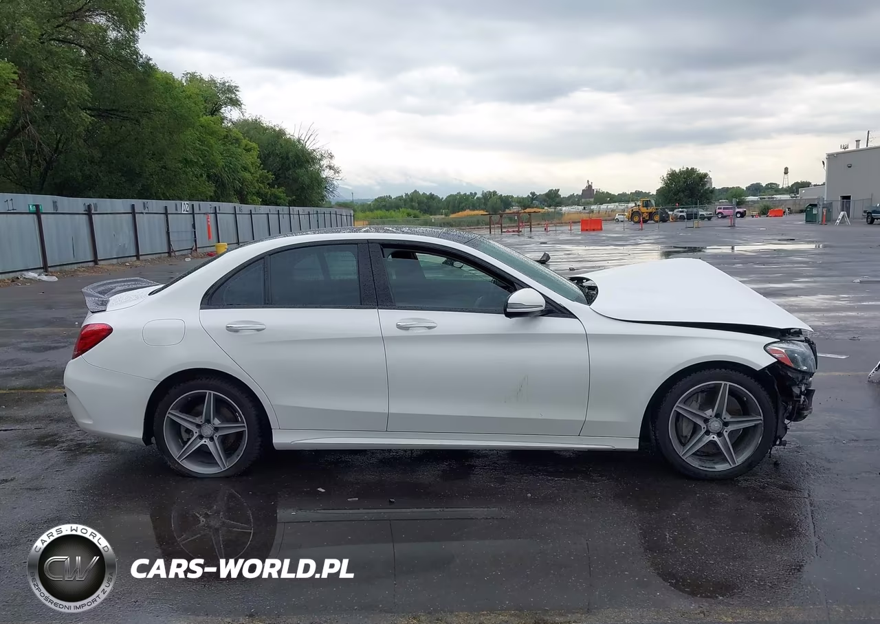 2016 Mercedes-Benz C 300 Sport 4Matic VIN:55SWF4KB0GU100737 - 14