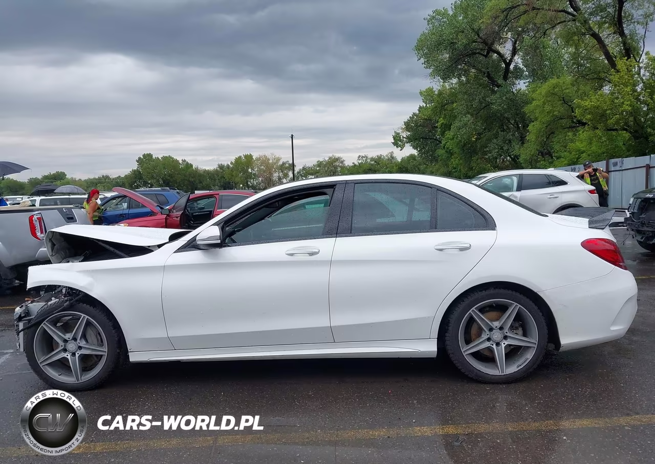 2016 Mercedes-Benz C 300 Sport 4Matic VIN:55SWF4KB0GU100737 - 15