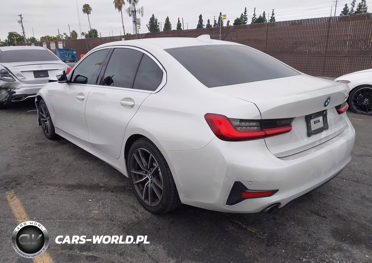 2021 BMW 330E VIN:3MW5P7J0XM8B55110 - 3