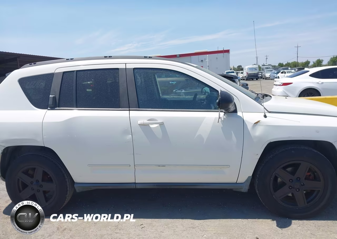 2010 Jeep Compass Sport VIN:1J4NT4FB6AD601916 - 13