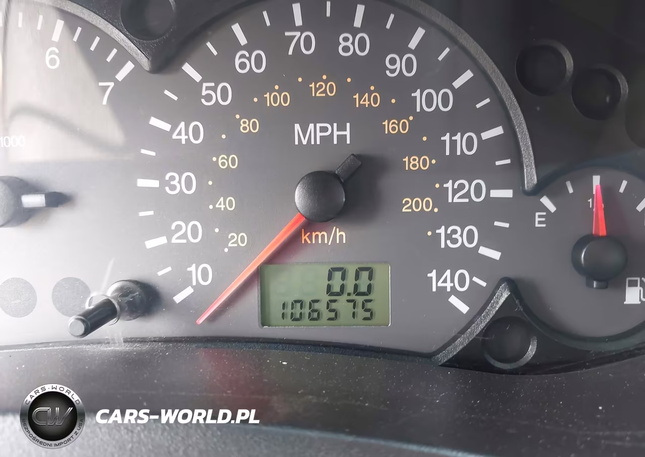 2005 Ford Focus Zx5 VIN:3FAFP37NX5R141843 - 16