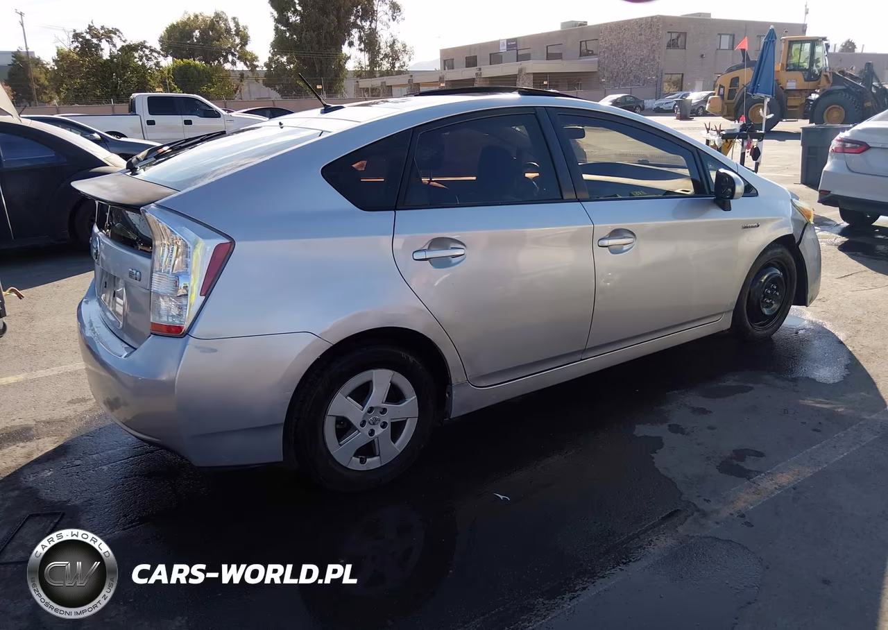 2010 Toyota Prius Iii VIN:JTDKN3DU5A0171675 - 4