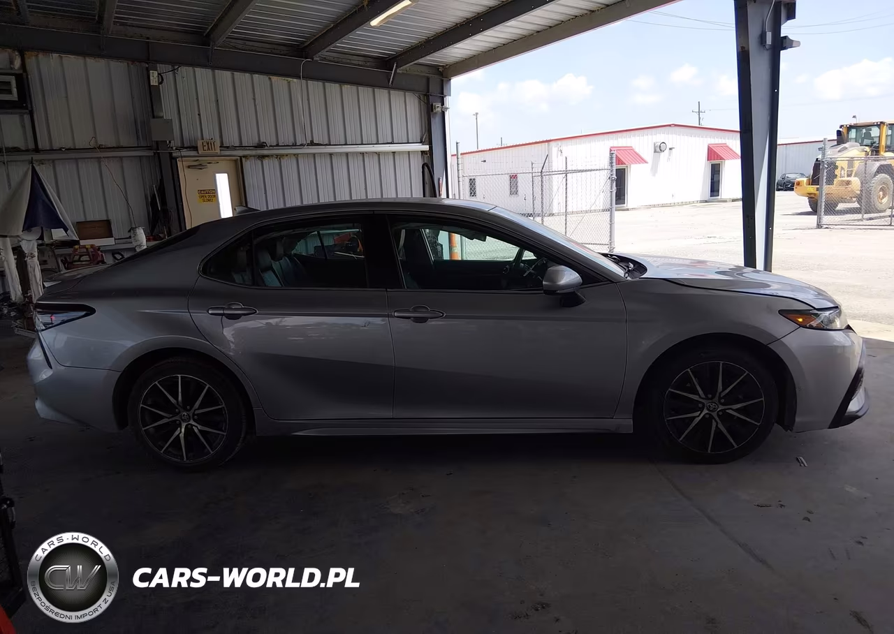 2021 Toyota Camry Se-Se Night Shade VIN:4T1G11AK6MU596999 - 13