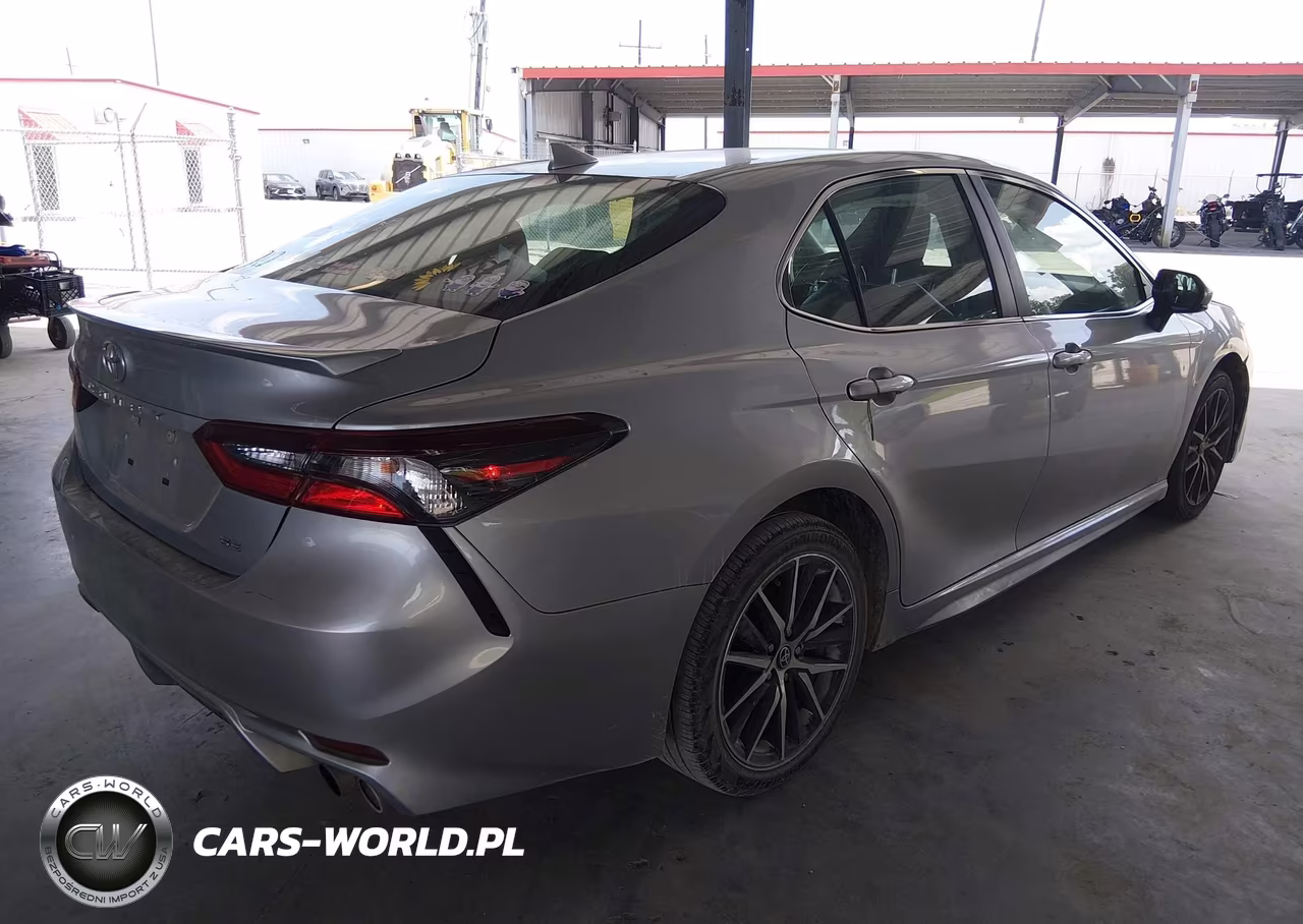 2021 Toyota Camry Se-Se Night Shade VIN:4T1G11AK6MU596999 - 4