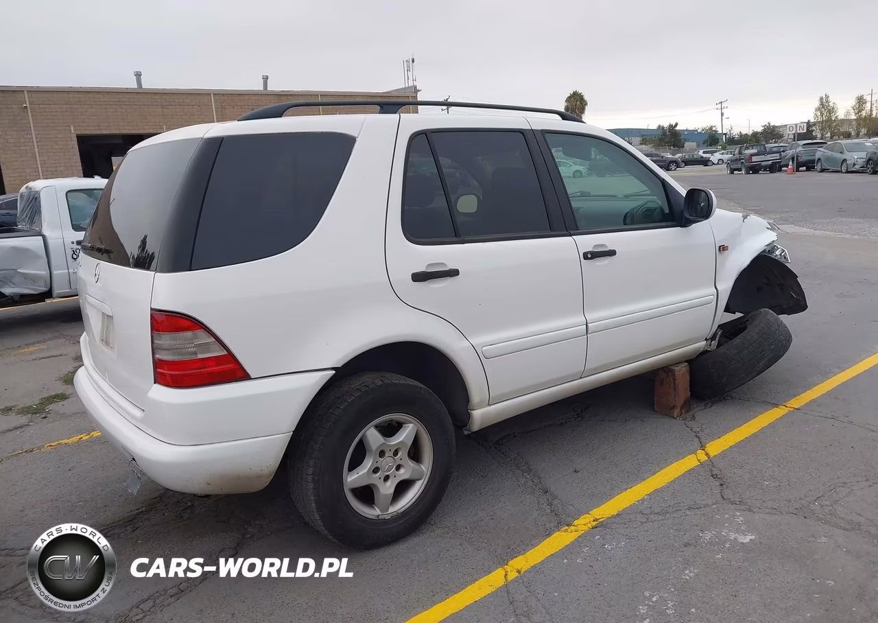 2000 Mercedes-Benz Ml 320 VIN:4JGAB54E0YA216689 - 4