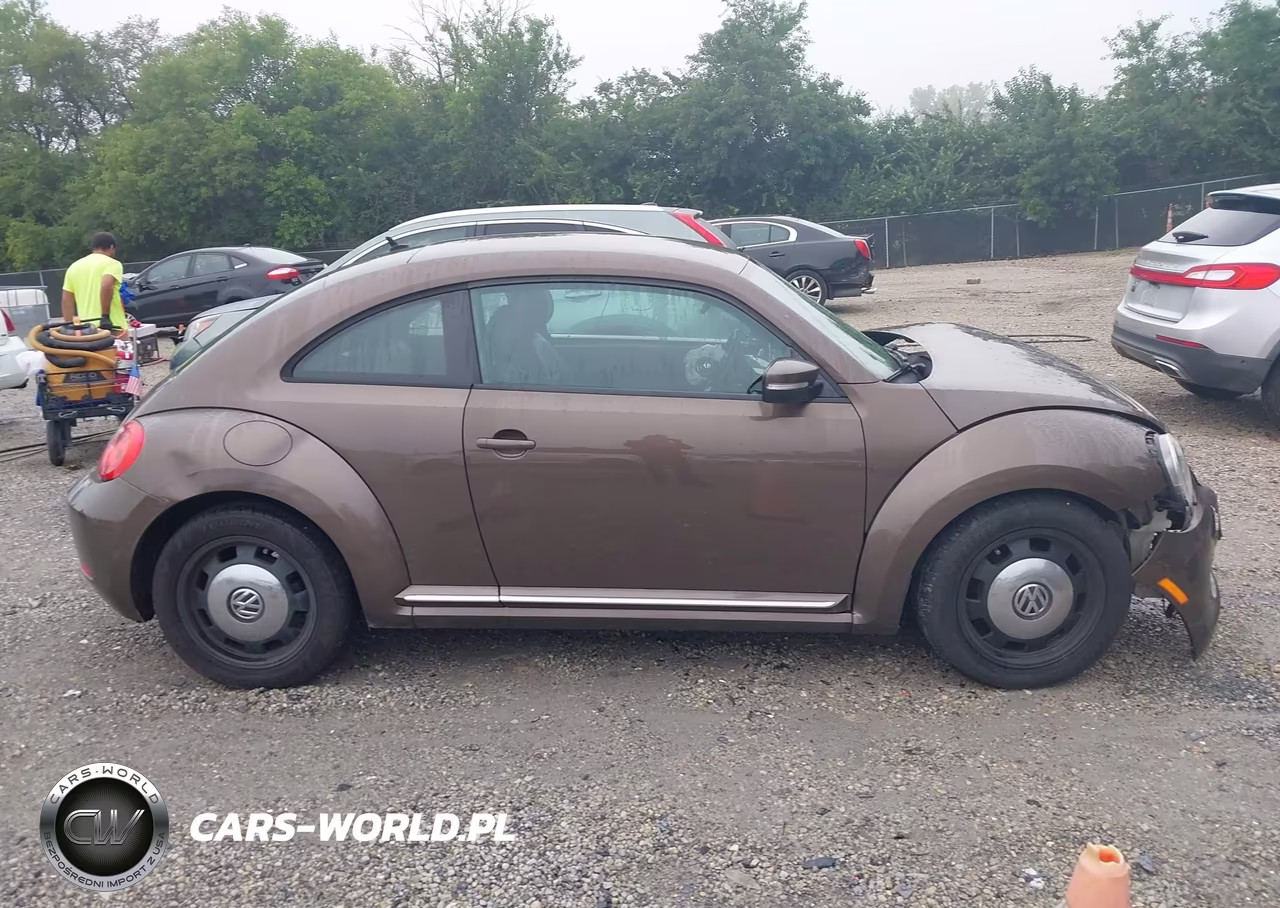 2012 Volkswagen Beetle 2.5L VIN:3VWJP7AT3CM638405 - 13