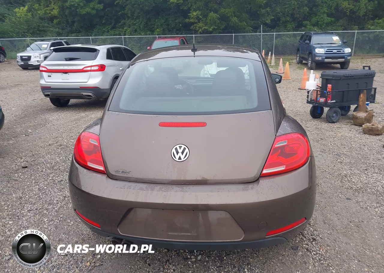 2012 Volkswagen Beetle 2.5L VIN:3VWJP7AT3CM638405 - 16