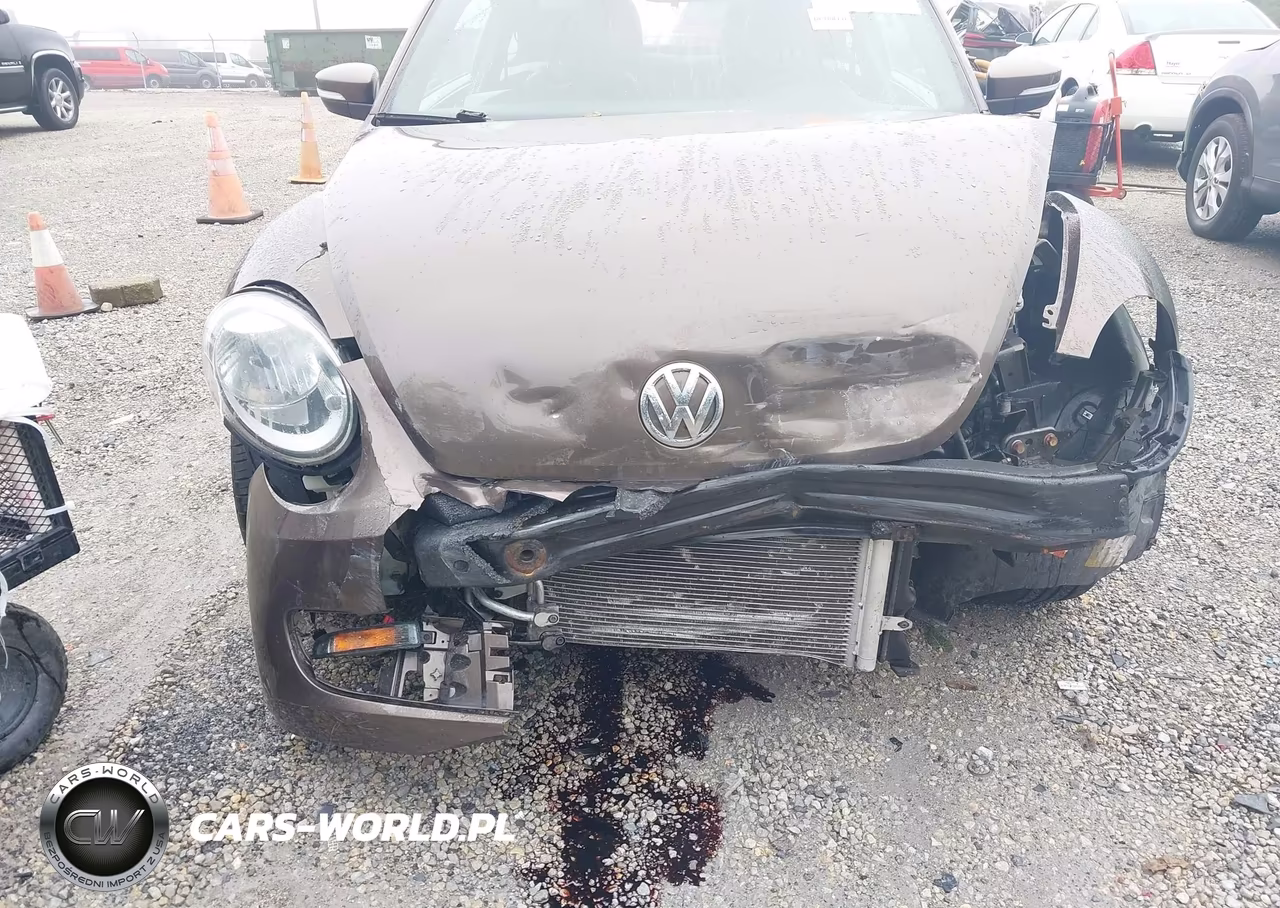 2012 Volkswagen Beetle 2.5L VIN:3VWJP7AT3CM638405 - 6