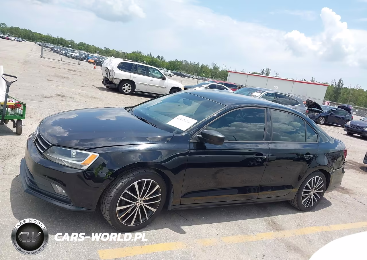 2016 Volkswagen Jetta 1.8T Sport VIN:3VWD17AJ4GM218283 - 14