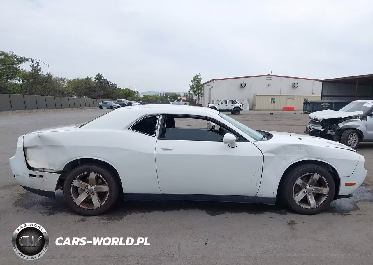 2014 Dodge Challenger Sxt VIN:2C3CDYAG1EH294575 - 13