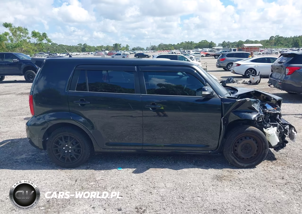 2008 Scion Xb VIN:JTLKE50EX81034136 - 13