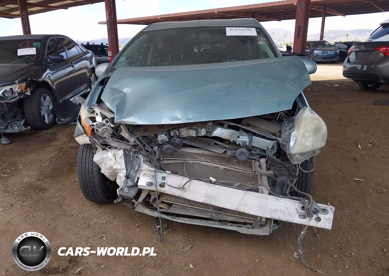 2015 Toyota Prius Two VIN:JTDKN3DU1F1895543 - 6