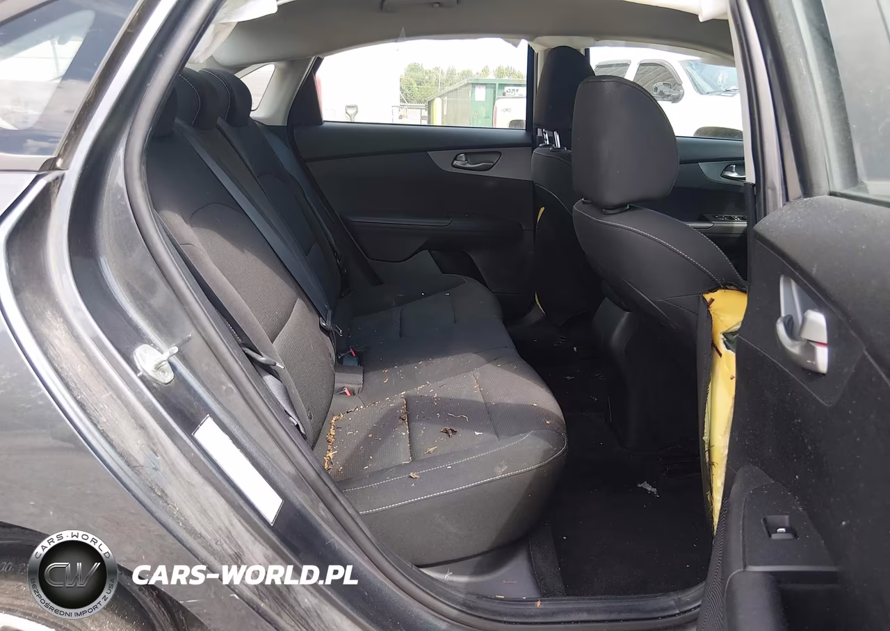 2021 Kia Forte Lxs VIN:3KPF24AD0ME339867 - 8