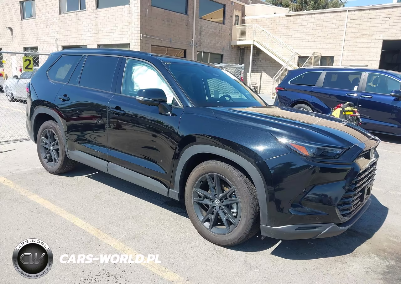 2025 Toyota Grand Highlander Hybrid Nightshade Edition – zdjęcie 1 z 17
