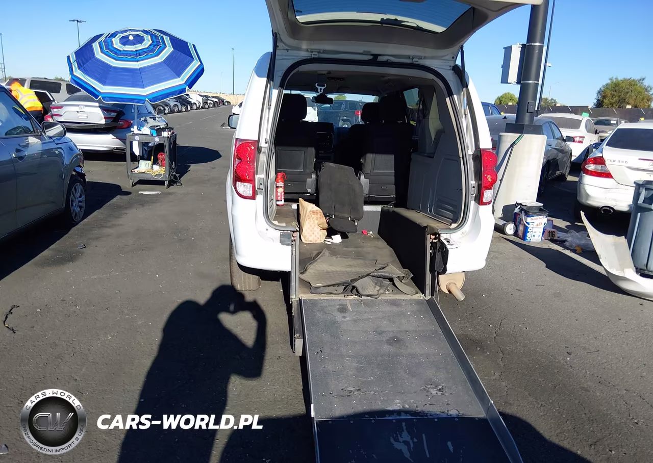 2019 Dodge Grand Caravan Se VIN:2C4RDGBG4KR796324 - 18