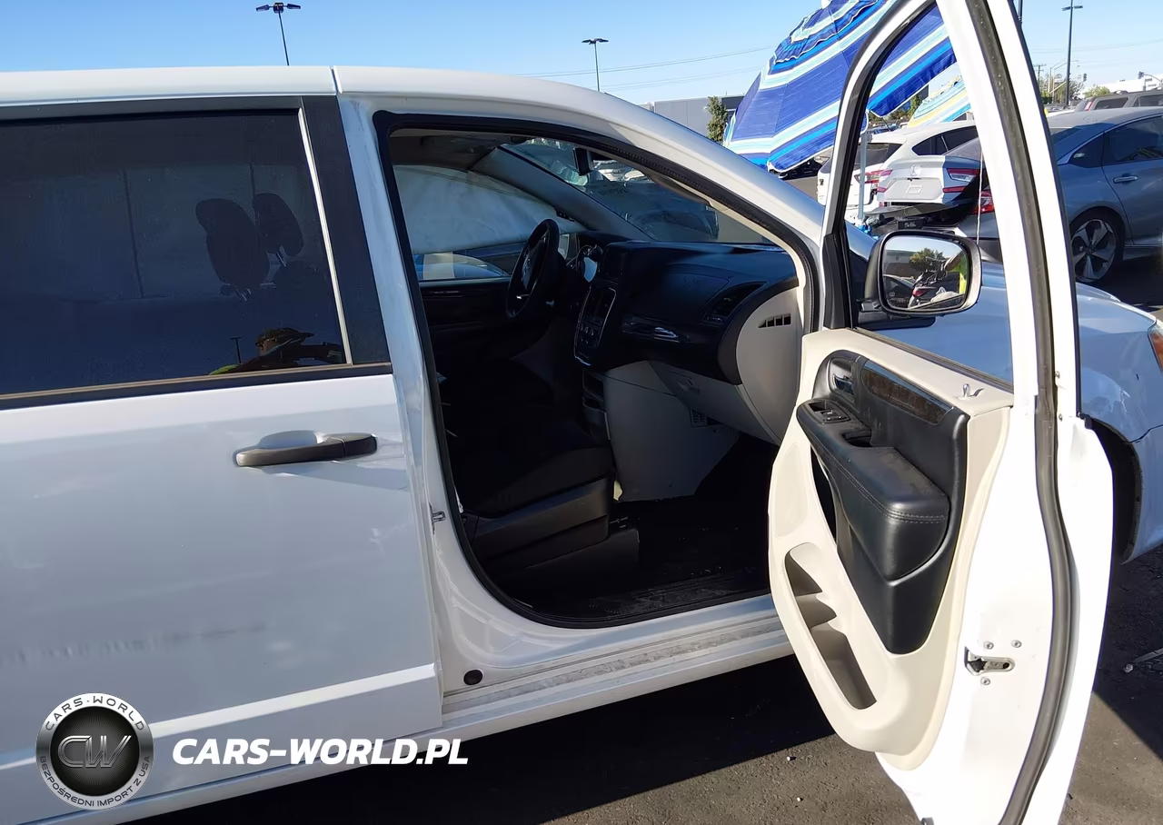 2019 Dodge Grand Caravan Se VIN:2C4RDGBG4KR796324 - 5