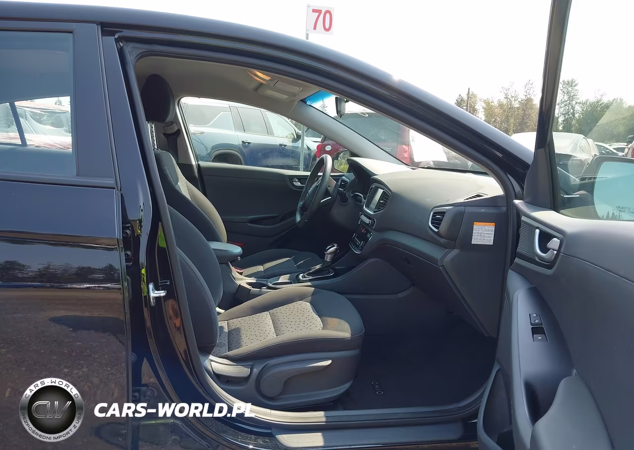 2018 Hyundai Ioniq Hybrid Blue VIN:KMHC65LC3JU100534 - 5