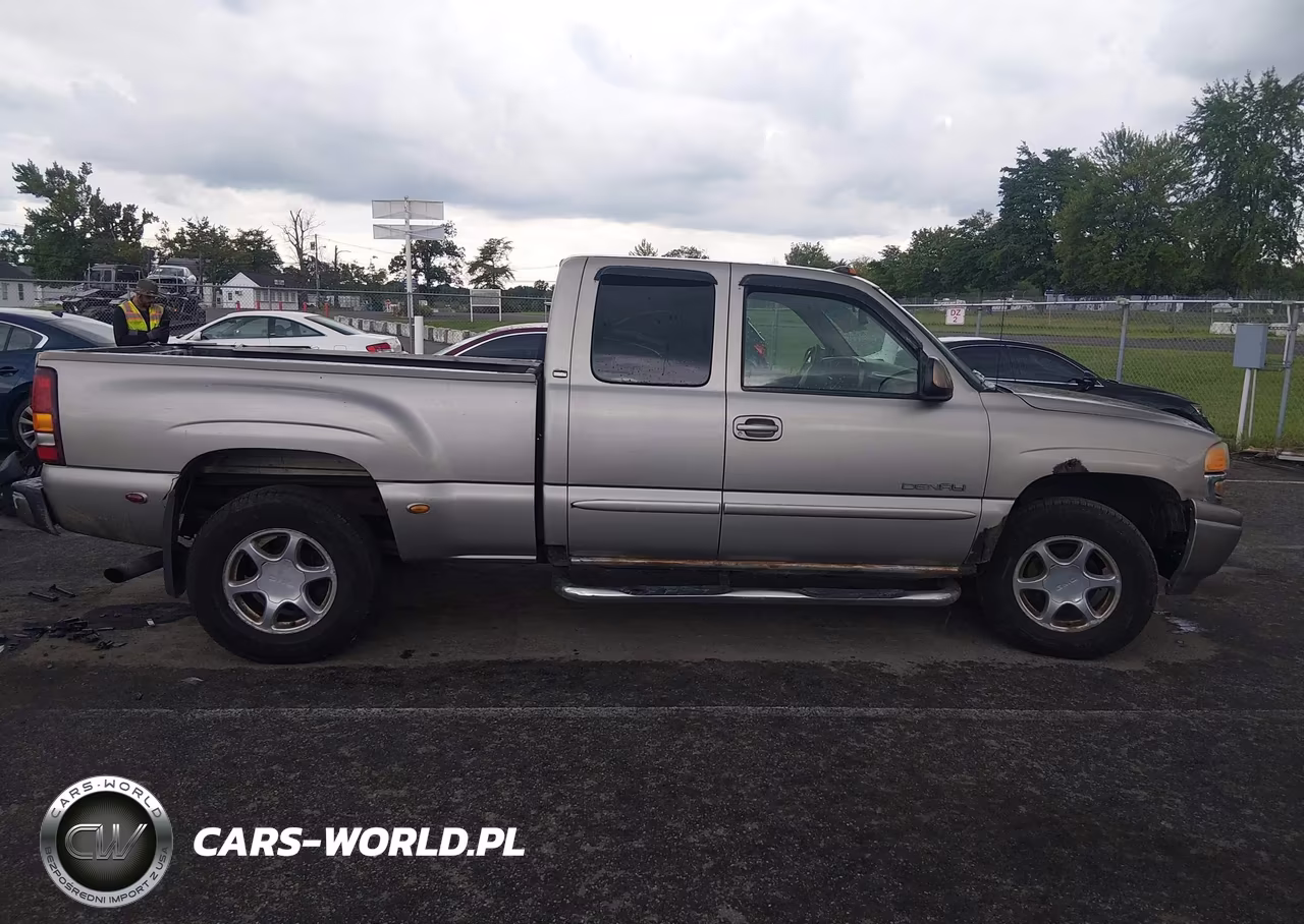 2003 GMC Sierra 1500 Denali VIN:2GTFK69U331168141 - 13