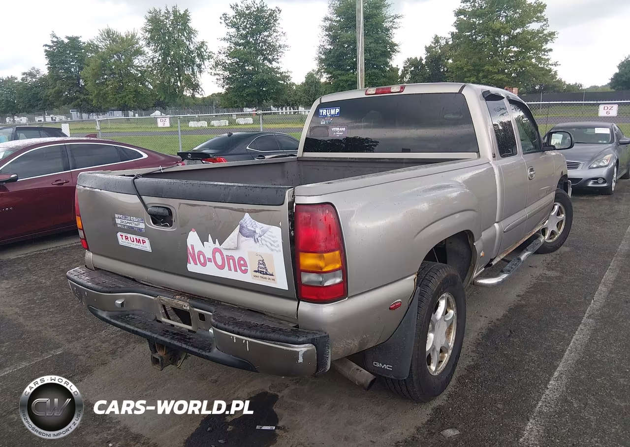 2003 GMC Sierra 1500 Denali VIN:2GTFK69U331168141 - 4