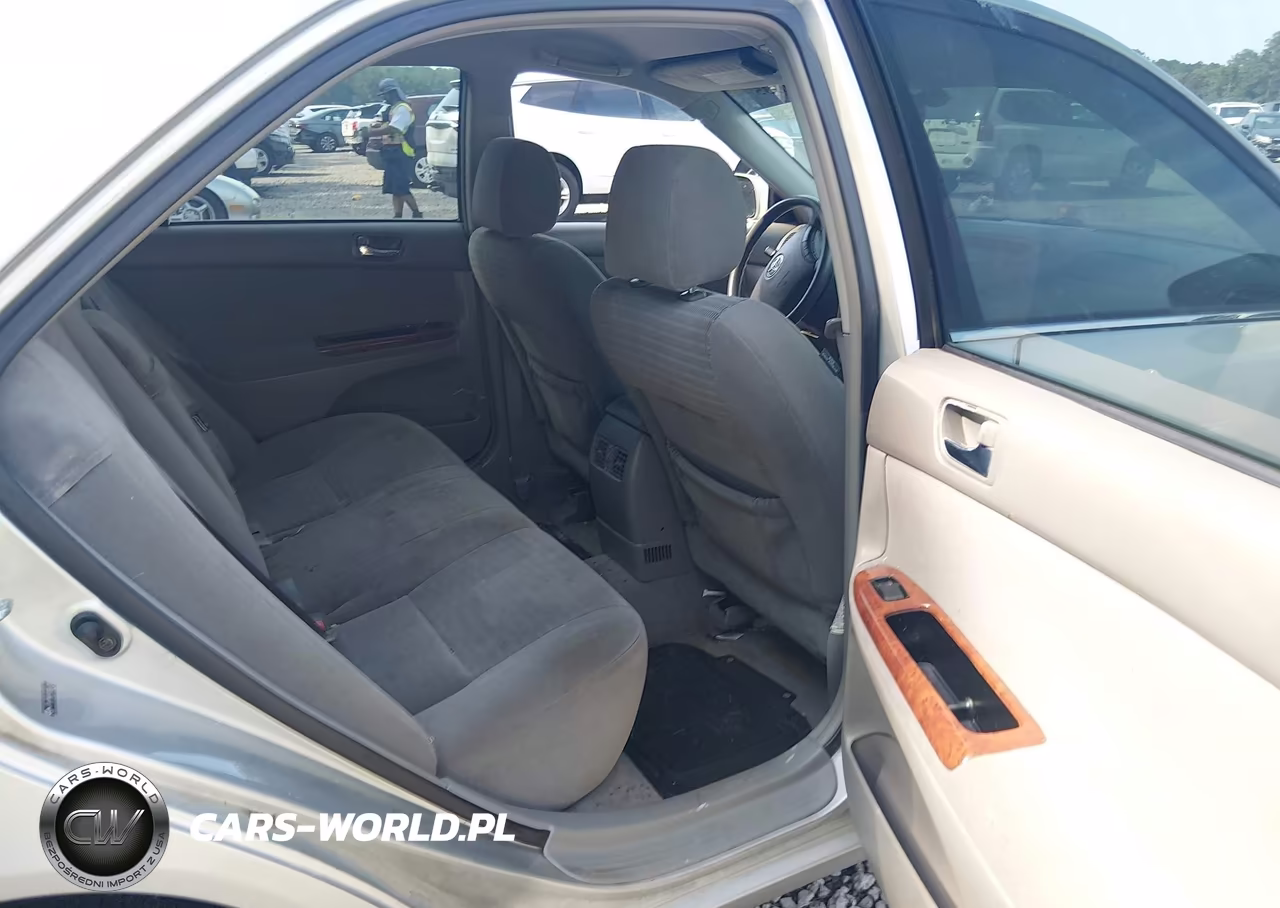 2005 Toyota Camry Xle VIN:4T1BE30K85U958621 - 8