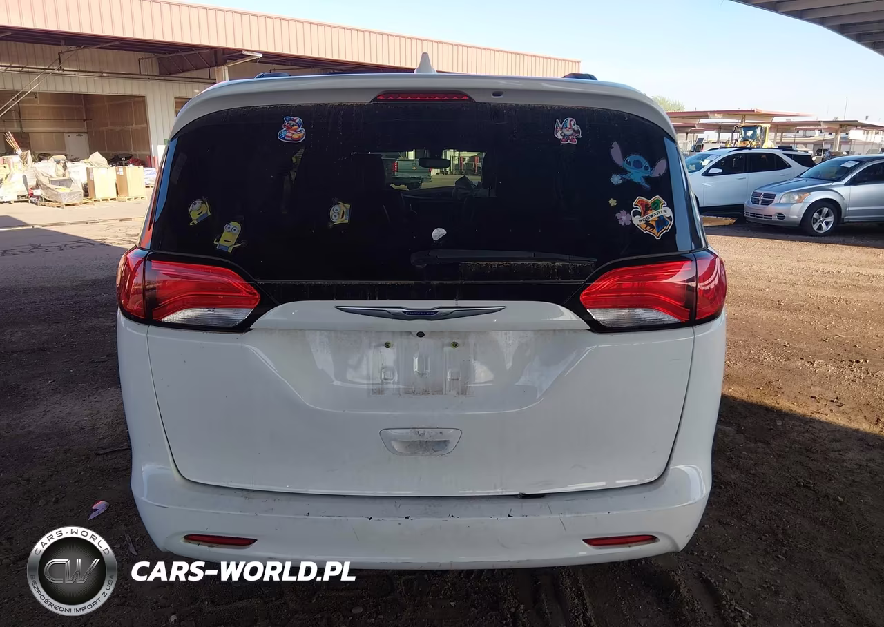 2020 Chrysler Voyager Lxi VIN:2C4RC1DG1LR262535 - 17