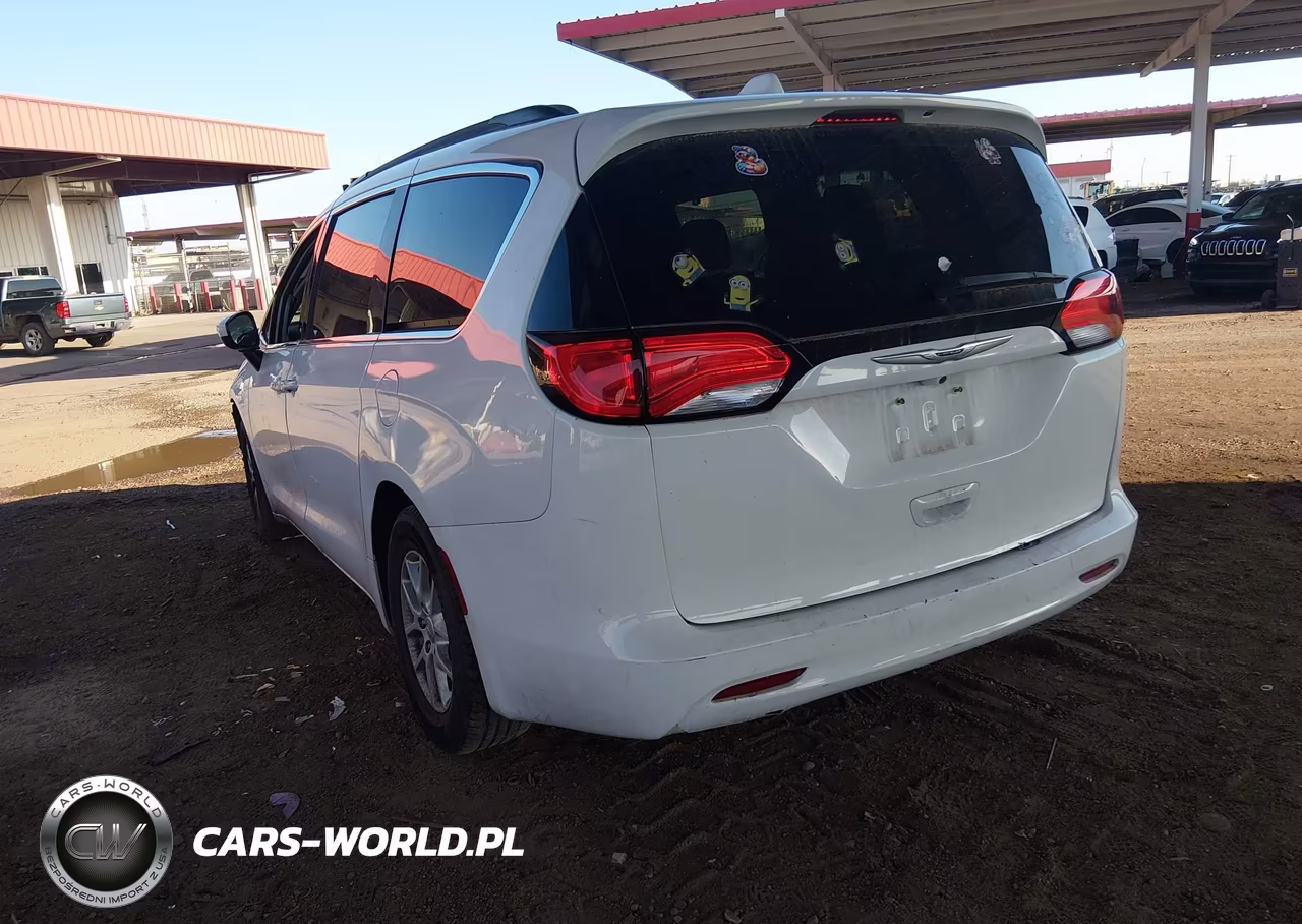 2020 Chrysler Voyager Lxi VIN:2C4RC1DG1LR262535 - 3
