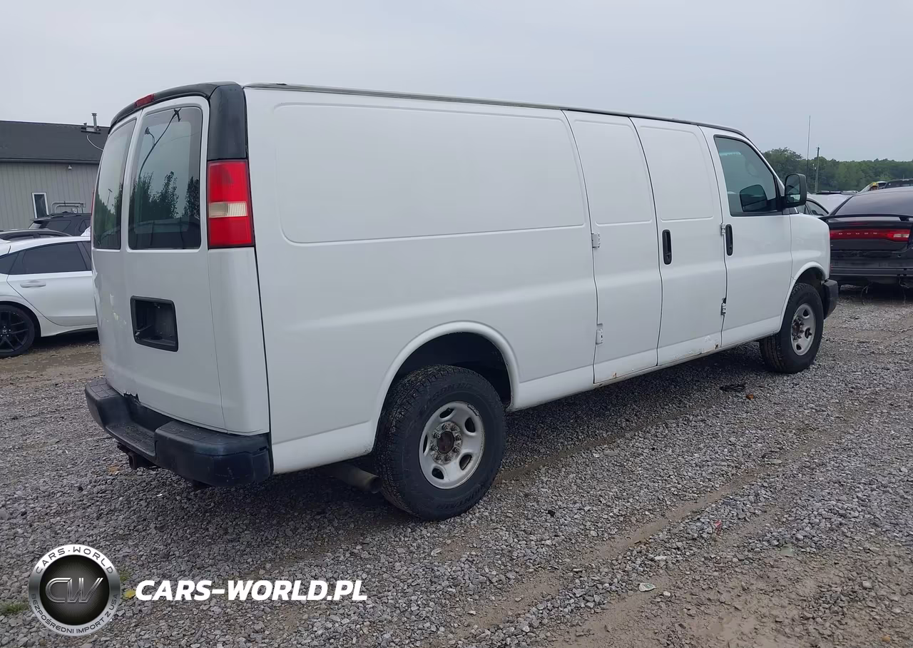 2014 Chevrolet Express 2500 Work Van VIN:1GCWGGCAXE1212036 - 4