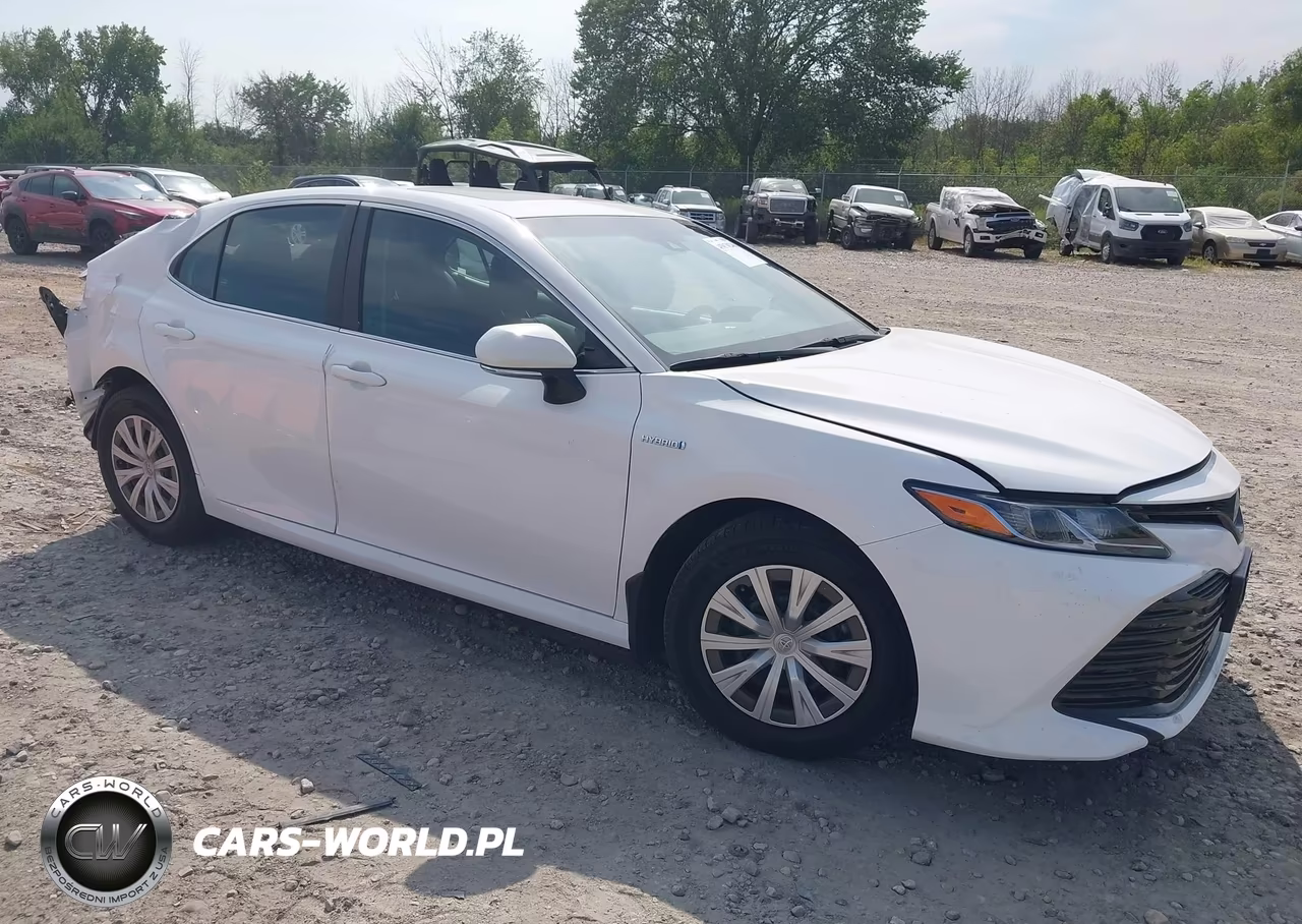 2018 Toyota Camry Hybrid Le