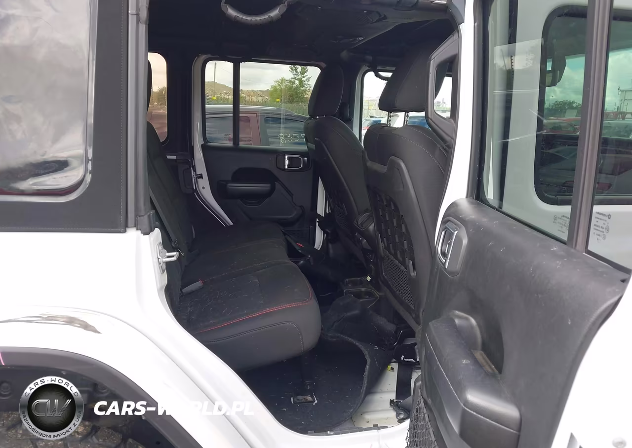 2018 Jeep Wrangler Unlimited Rubicon 4X4 VIN:1C4HJXFG4JW287659 - 8