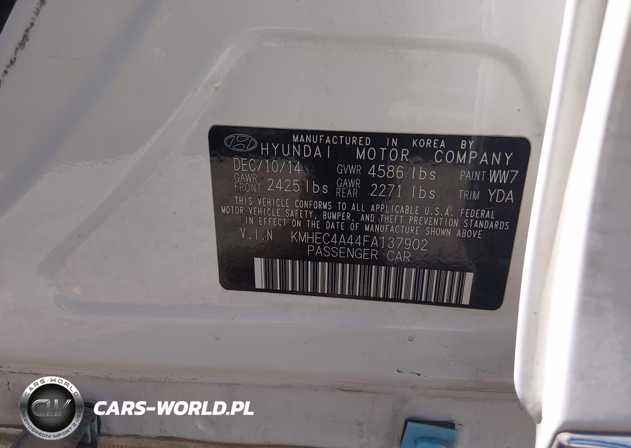 2015 Hyundai Sonata Hybrid VIN:KMHEC4A44FA137902 - 9