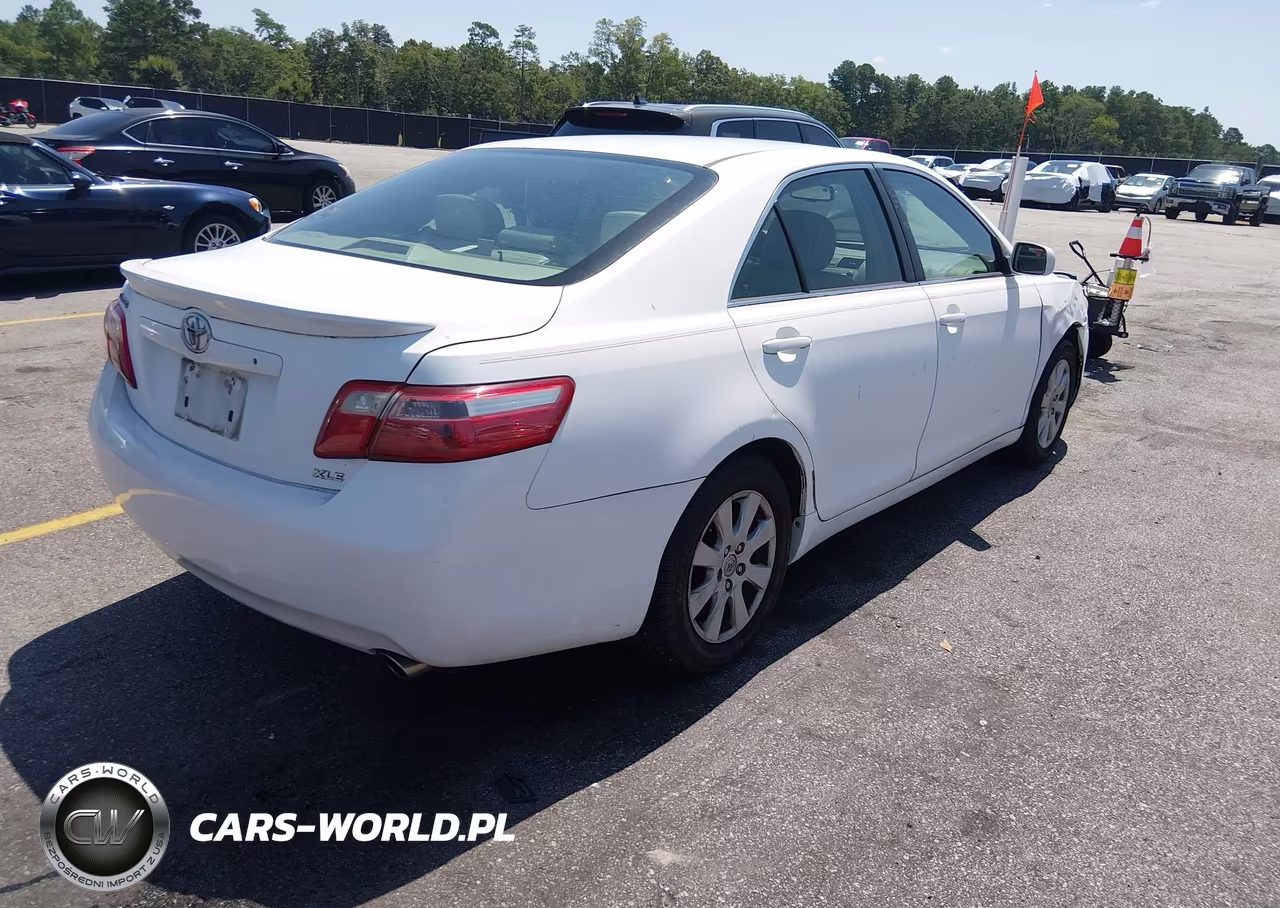 2007 Toyota Camry Xle VIN:4T1BE46K57U555762 - 4