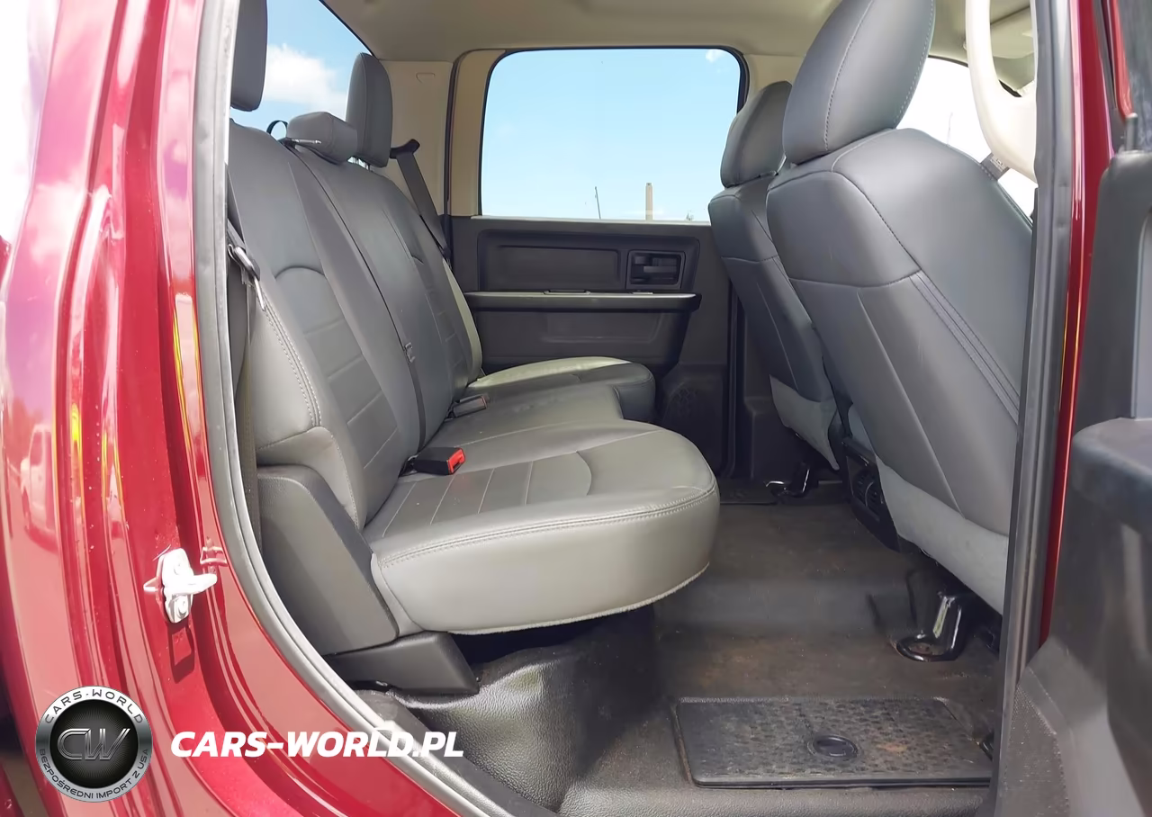 2018 Ram 3500 Tradesman 4X4 8' Box VIN:3C63R3GT2JG421548 - 8