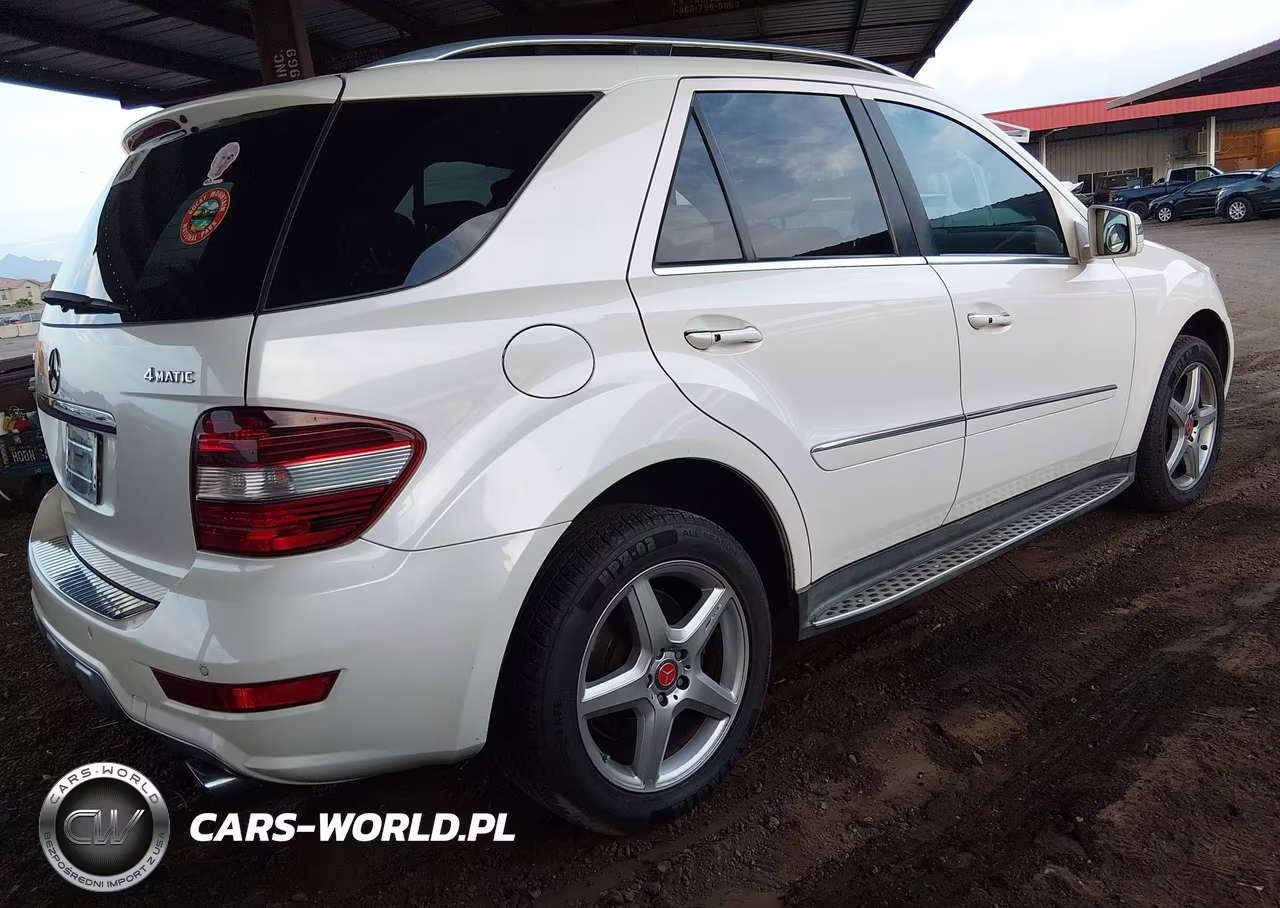 2011 Mercedes-Benz Ml 550 4Matic VIN:4JGBB7CBXBA661715 - 4