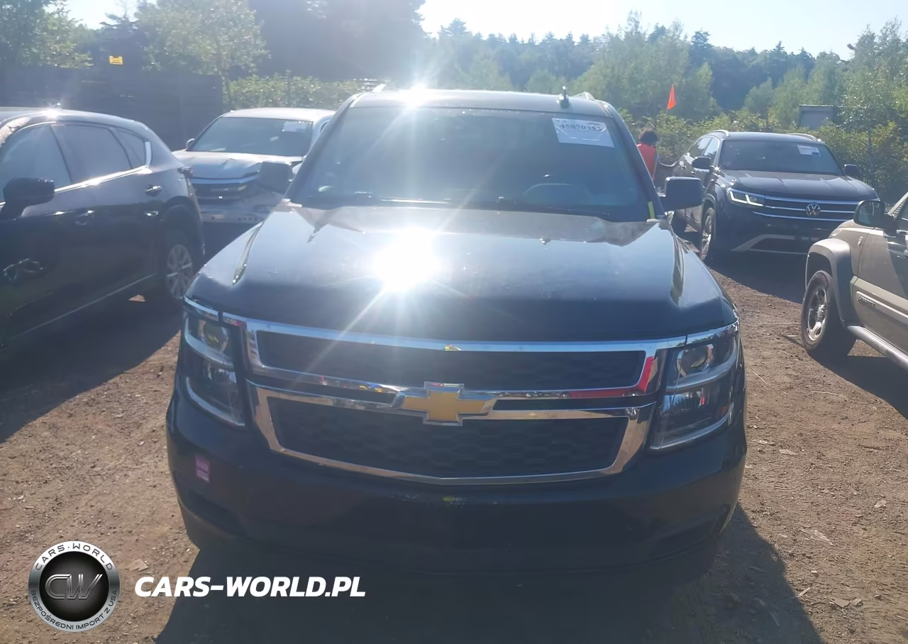 2018 Chevrolet Suburban Lt VIN:1GNSKHKC2JR289718 - 12