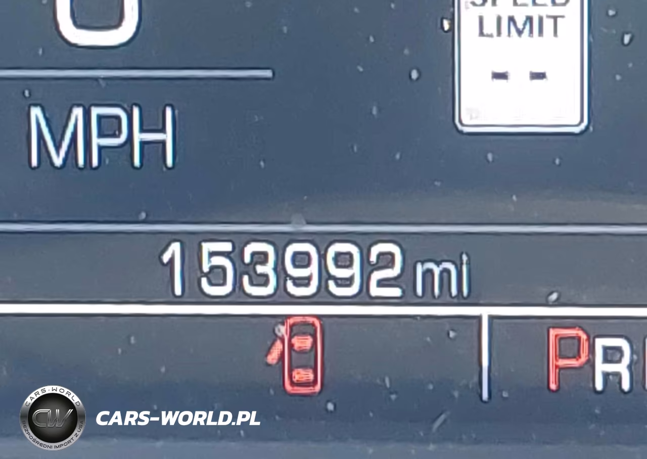 2018 Chevrolet Suburban Lt VIN:1GNSKHKC2JR289718 - 15