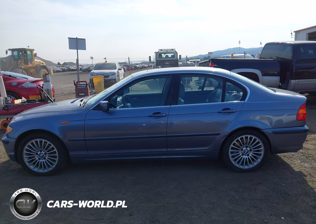 2003 BMW 330Xi VIN:WBAEW53403PG21881 - 14